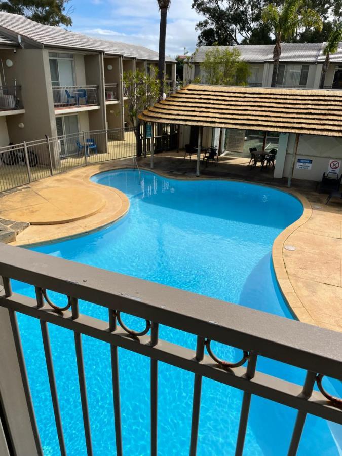 Tranquility At Mandurah Apartments Екстер'єр фото